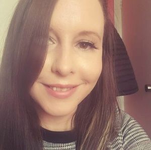 Meet your Posher, Karine